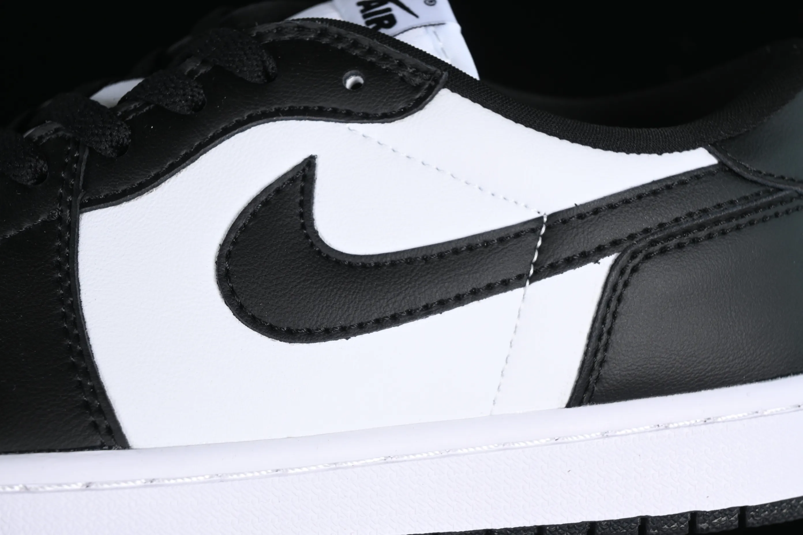 All categories Air Jordan Jordan series basketball shoes Air Jordan 1 Low Z version Air Jordan 1 Low AJ1 Joe 1 black and white panda low-top cultural casual sneakers CZ0790-110